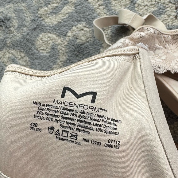 Maidenform Lace Racerback Front Closure Bra Beige 42B - Picture 5 of 6